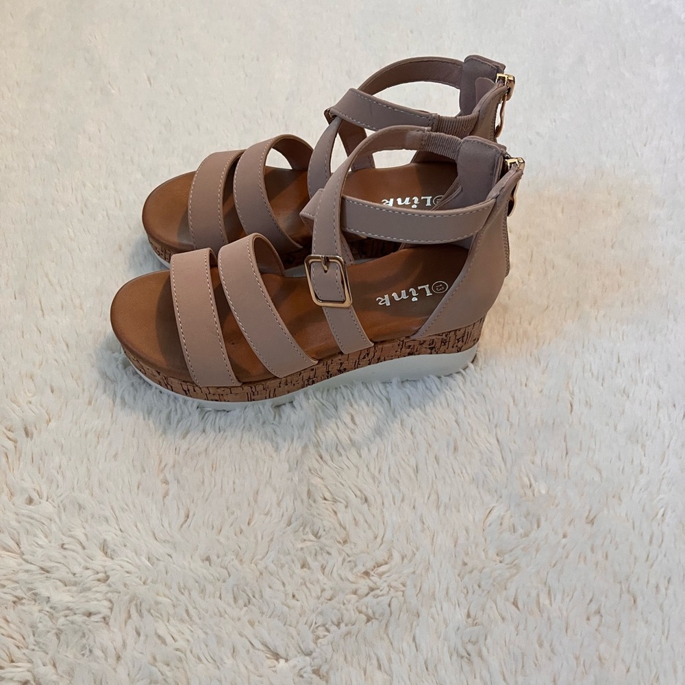 Link Girls Tan Wedge Sandals Sz 13